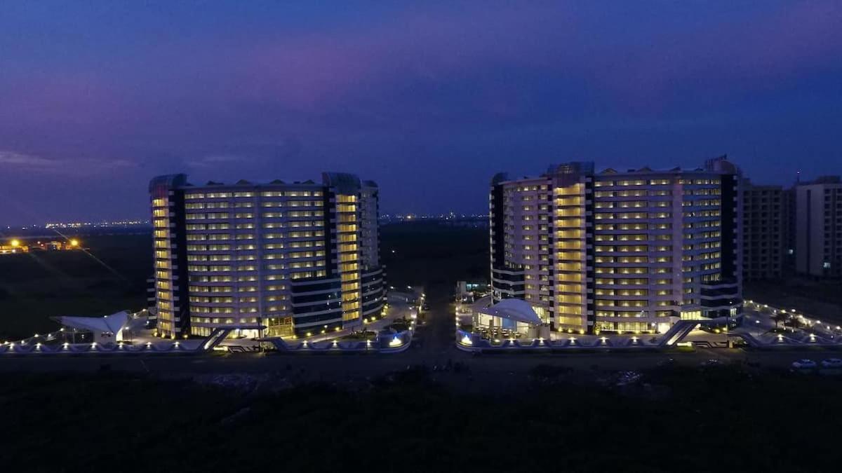 Rajhans Belliza Luxurious Studio Apartment Surat Ngoại thất bức ảnh