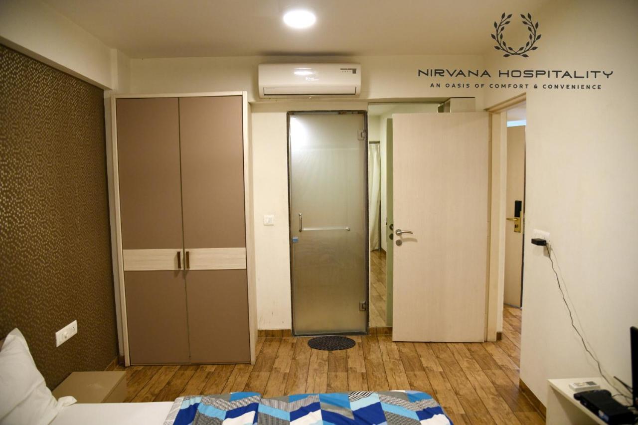 Rajhans Belliza Luxurious Studio Apartment Surat Ngoại thất bức ảnh