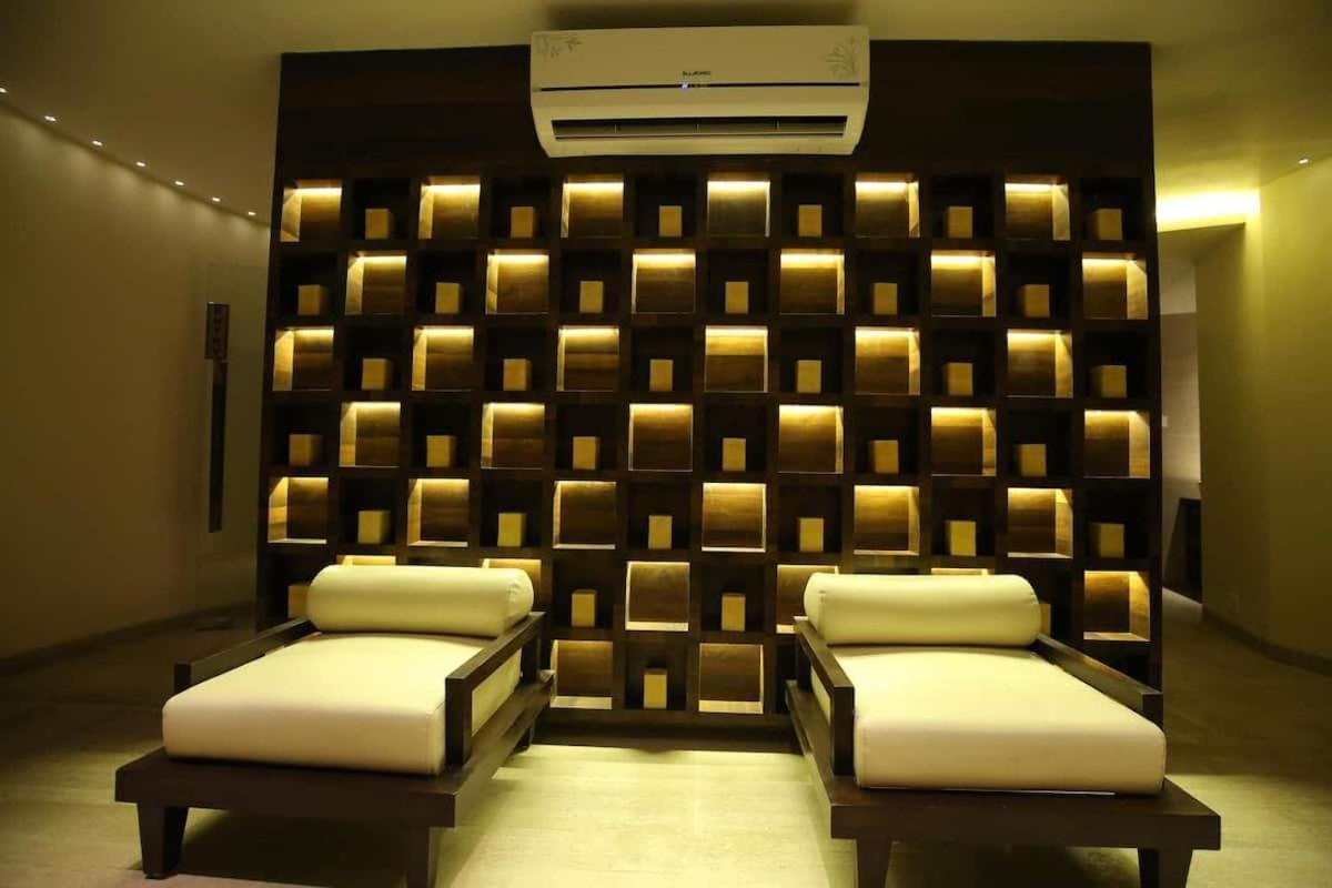 Rajhans Belliza Luxurious Studio Apartment Surat Ngoại thất bức ảnh